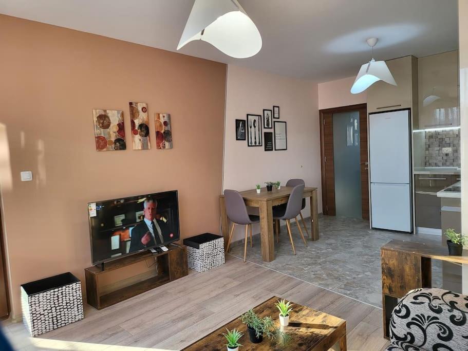 Stylish Apartment Near City Center Пловдив Экстерьер фото